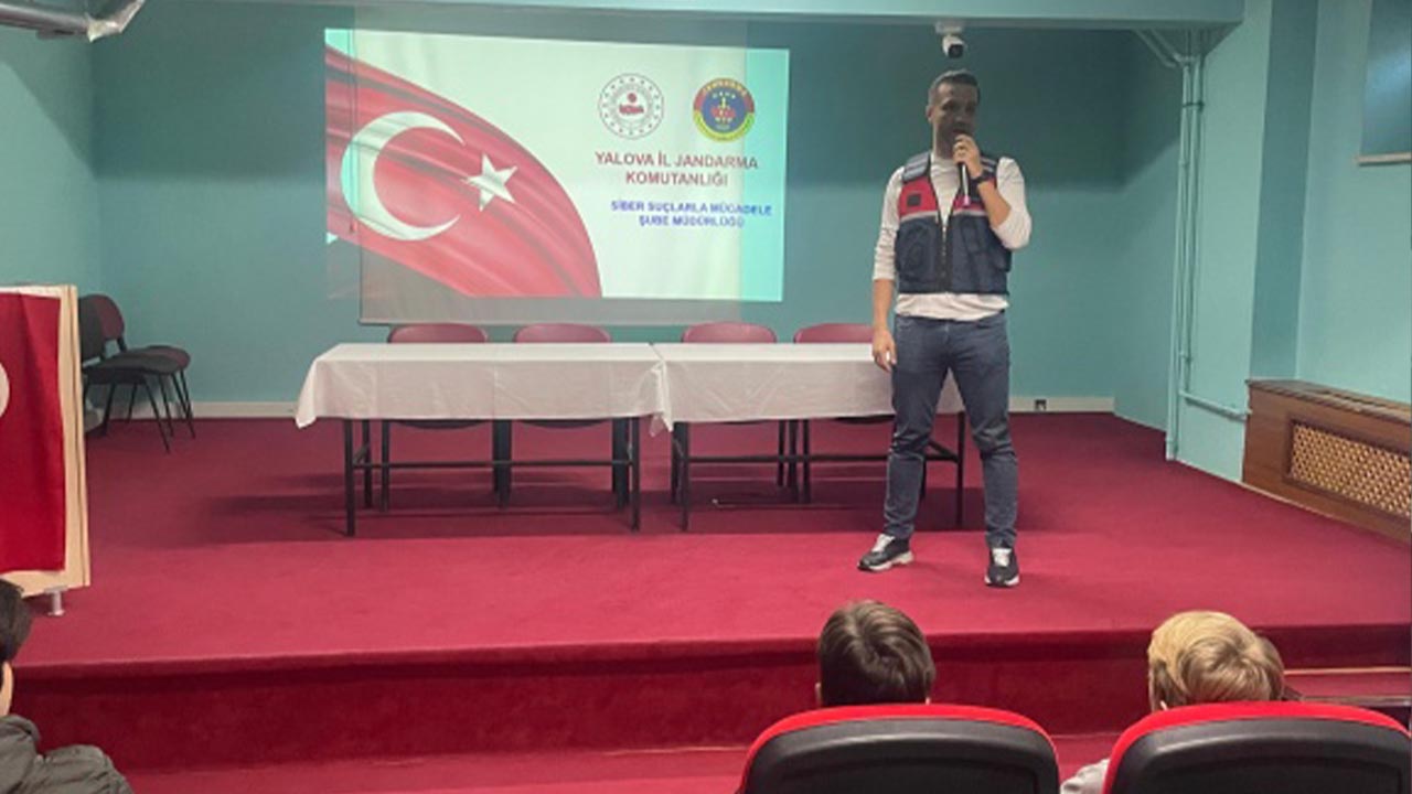 Yalova Il Jandarma Komutanlik Sehit Sercan Yazar Lise Suctan Korunma Seminer (5)