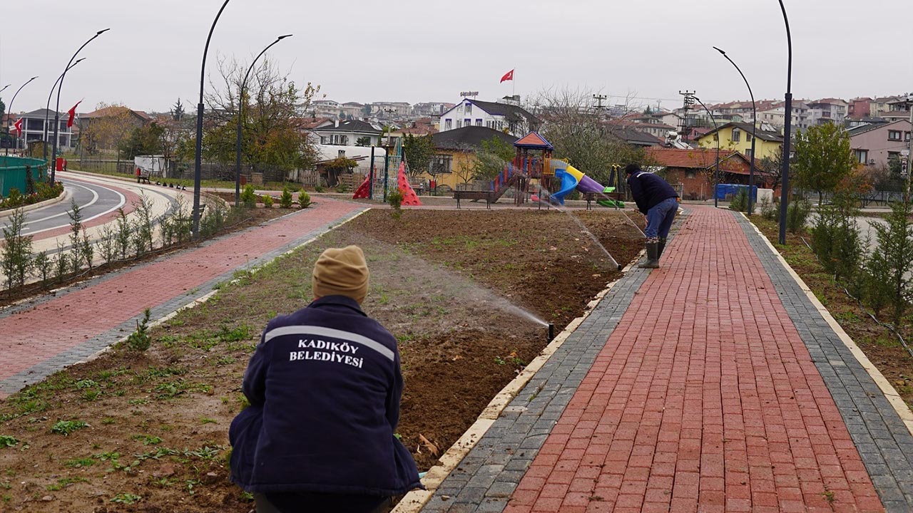 Yalova Kadikoy Belediye Park Bahce Onarim Calisma Faaliyet (3)