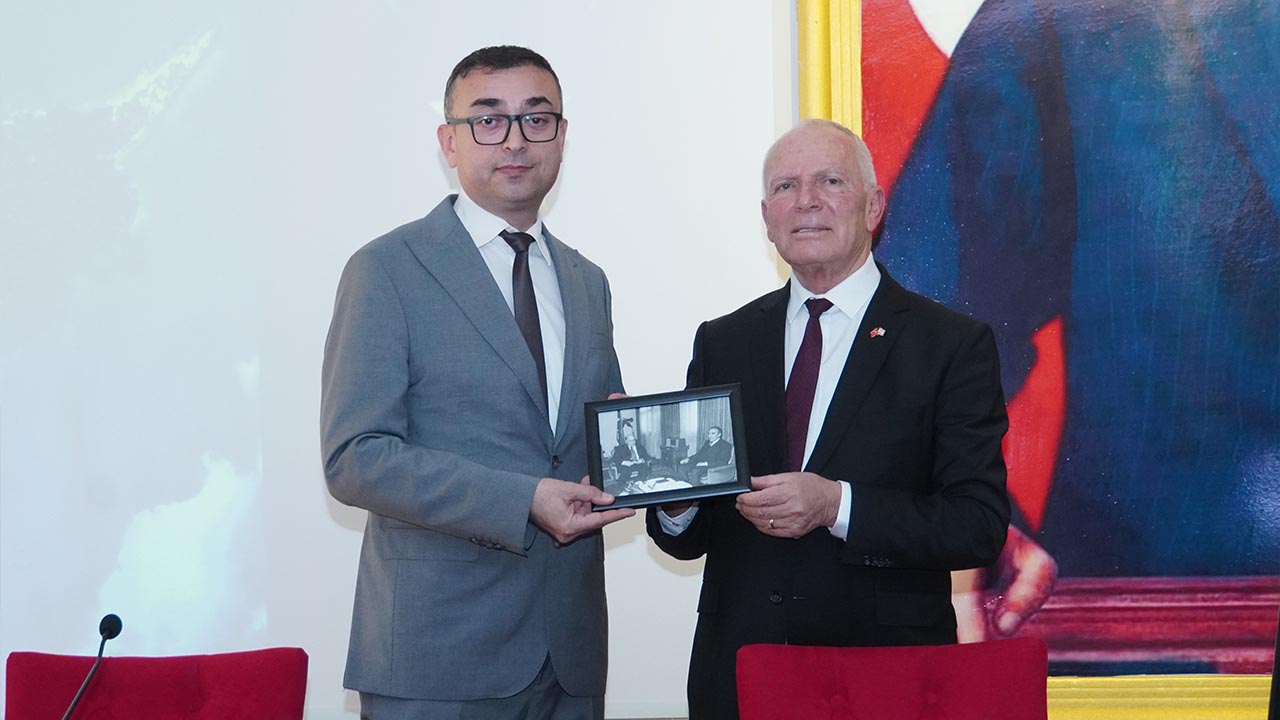 Yalova Turk Ocak Yavru Vatan Konferans Haber (3)