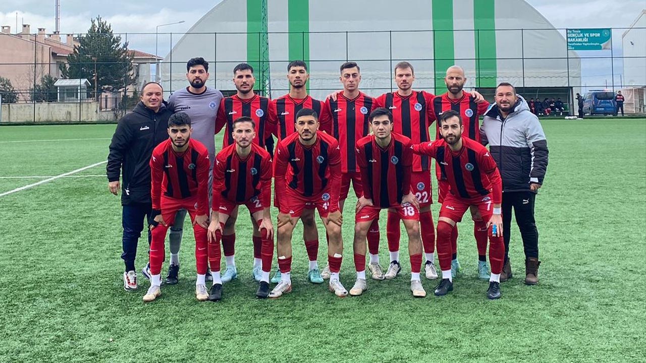 Yalova Esenkoyspor Ciftlikkoy Belediyespor Futbol (2)