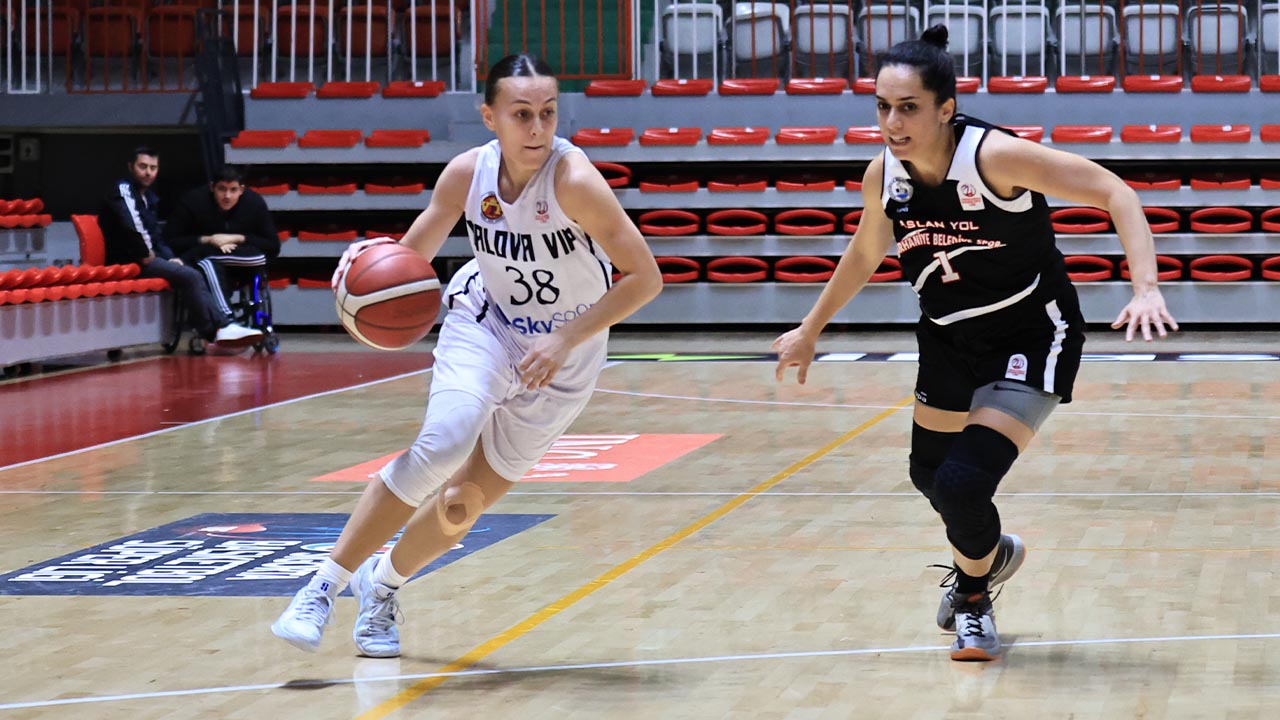 Yalova Vip Basaksehir Spor Basketbol Kadin (2)