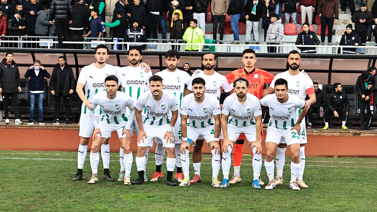 Yesil Yalova Fk Zirve Bolgesel Amator Lig Bal (1)