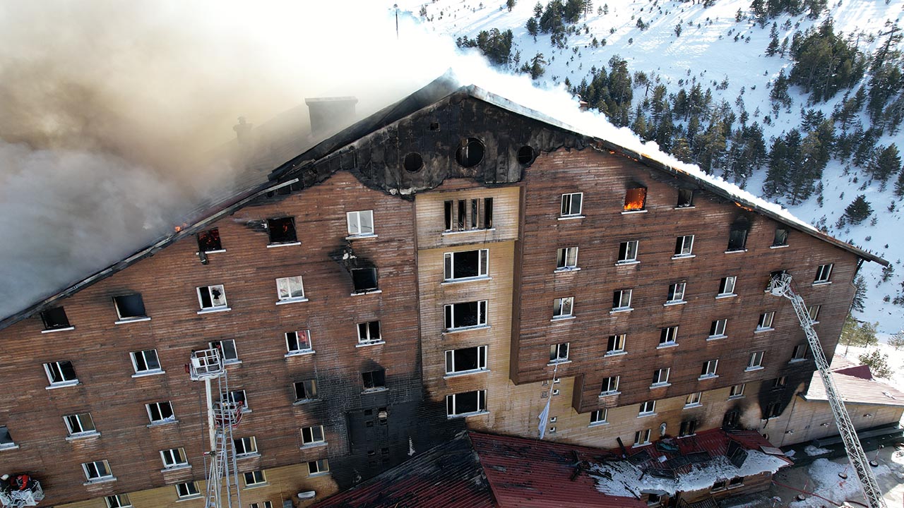 Bolu Yangin Ali Yerlikaya Aciklama (5)