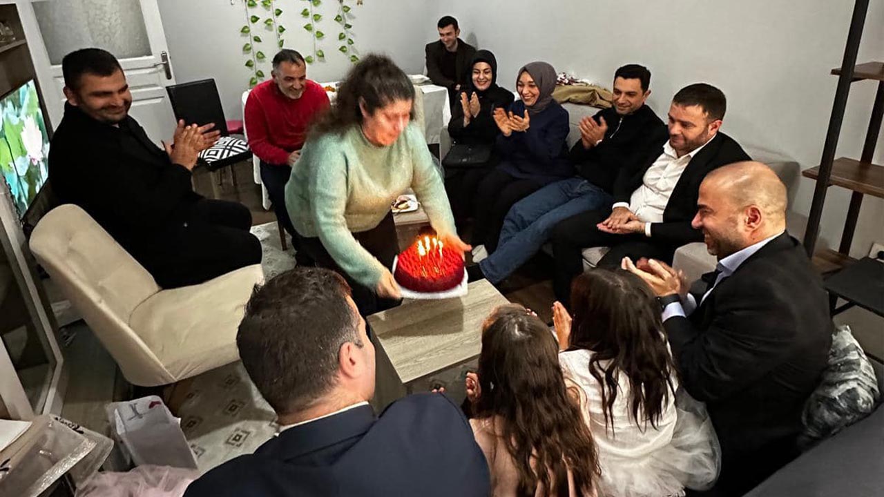 Yalova Aile Koruma Cocuk Ak Parti Ziyaret (2)