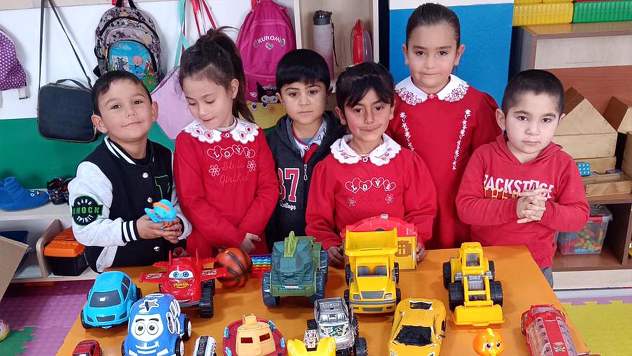 Yalova Ciftlikkoy Bahcesehir Kolej Okul Aile Birlik Kars Ogrenci Kitap Dagitim Belediye Ulastirma (5)