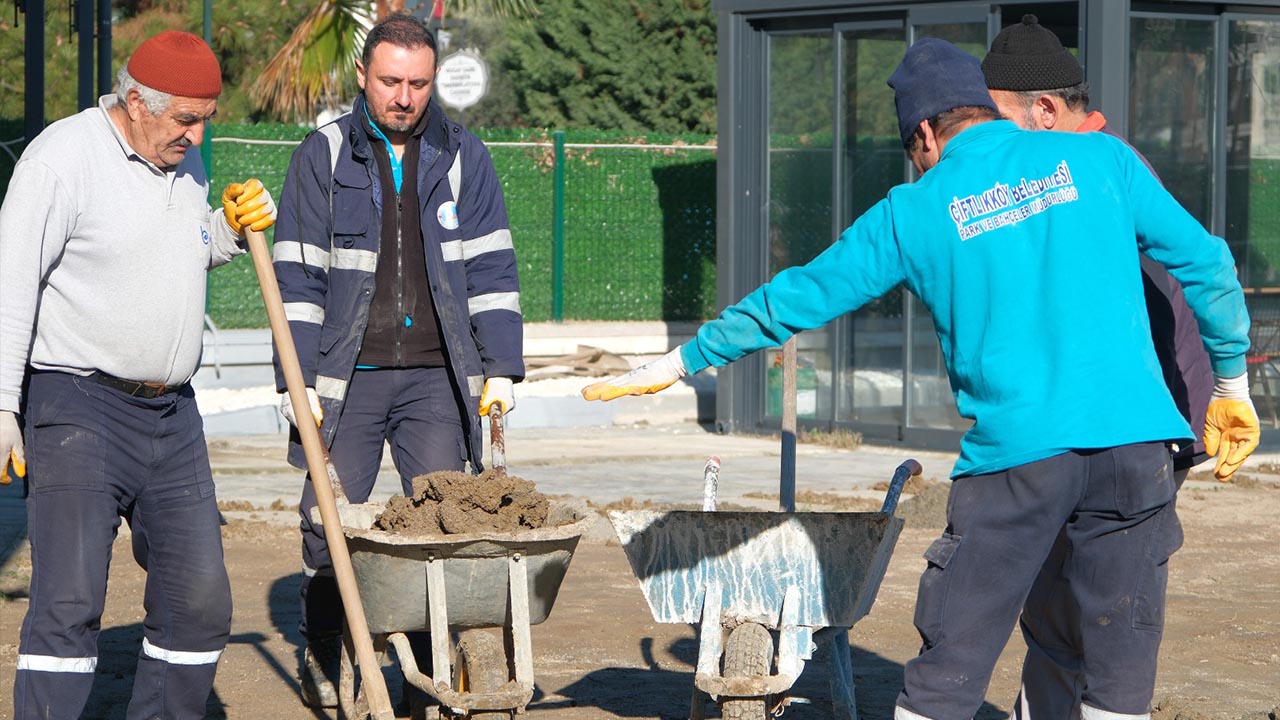 Yalova Ciftlikkoy Belediye Saklibahce Calisma (4)