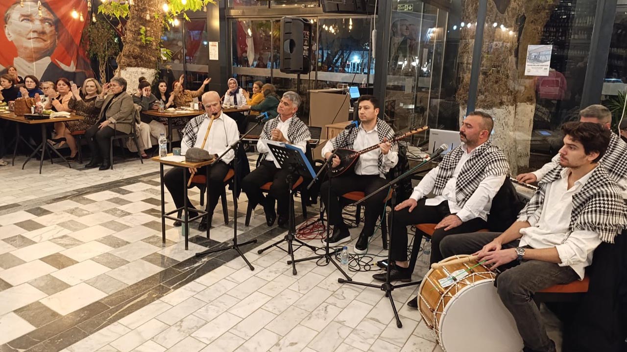 Yalova Cinarcik Belediye Sira Gece Eglence Kadin (3)