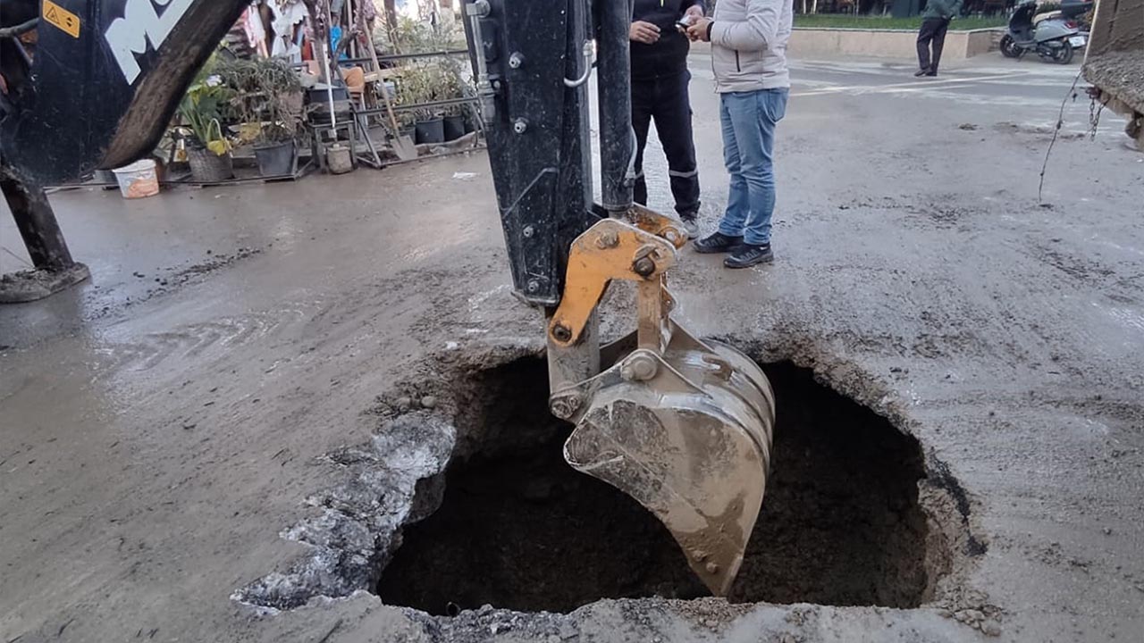 Yalova Cinarcik Harmanlar Mahalle Vali Aki Cadde Ana Su Borusu Ariza Elektrofuzyon Kaynak (2)