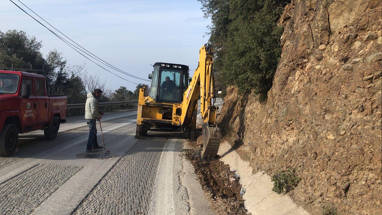 Yalova Esenkoy Belediye Kanli Cayir Temizlik Su Gider (3)