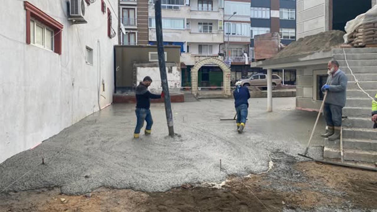 Yalova Esenkoy Merkez Cami Insaat Bahce Beton (1)