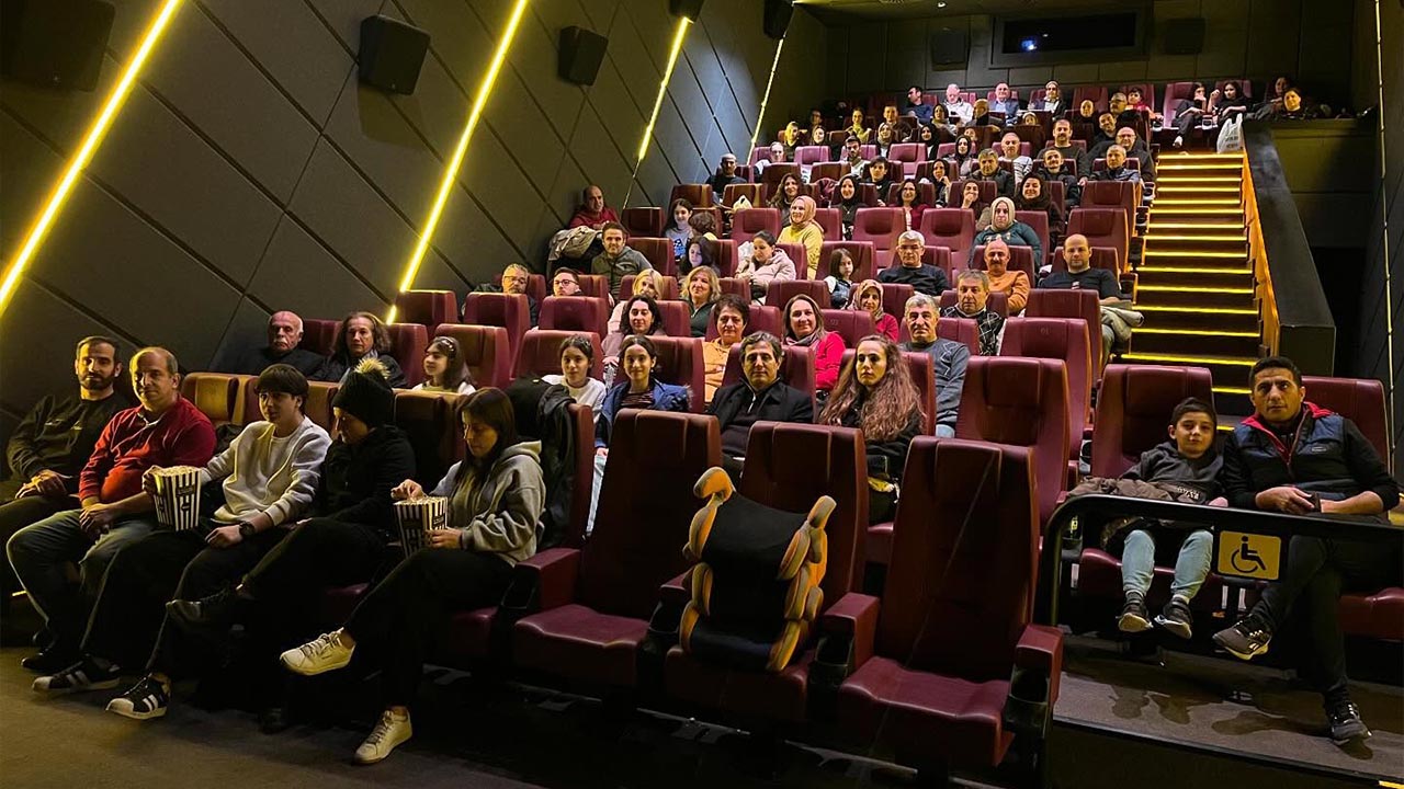 Yalova Sgk Tur Rehber Film Personel (2)