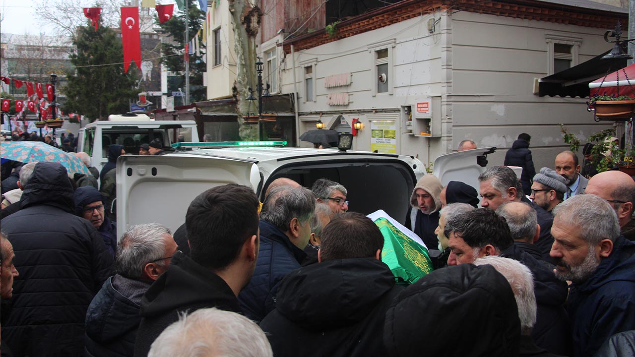 Yalova Universite Rektor Amca Vefaat Cenaze Toren (11)