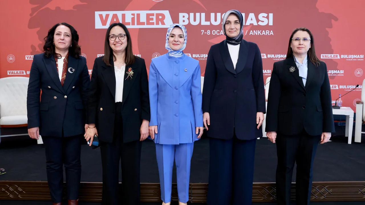 Yalova Vali Hulya Kaya Ankara Toplanti (1)