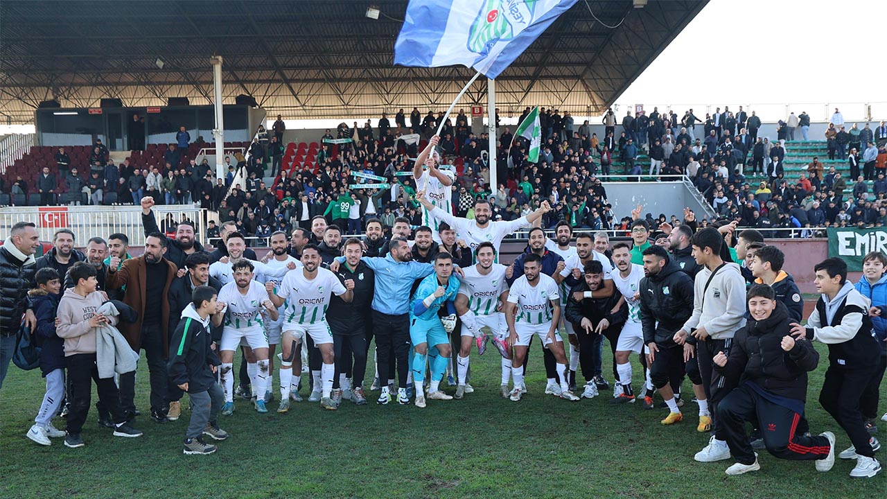 Yalova Bolgesel Amator Lig Zafer Hafta Yalovaspor Yesil Fk Futbol (1)