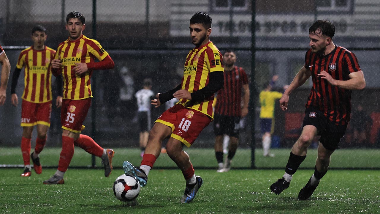 Yalova Kadikoyspor Taskopruspor Mac Futbol Eray Gol (3)