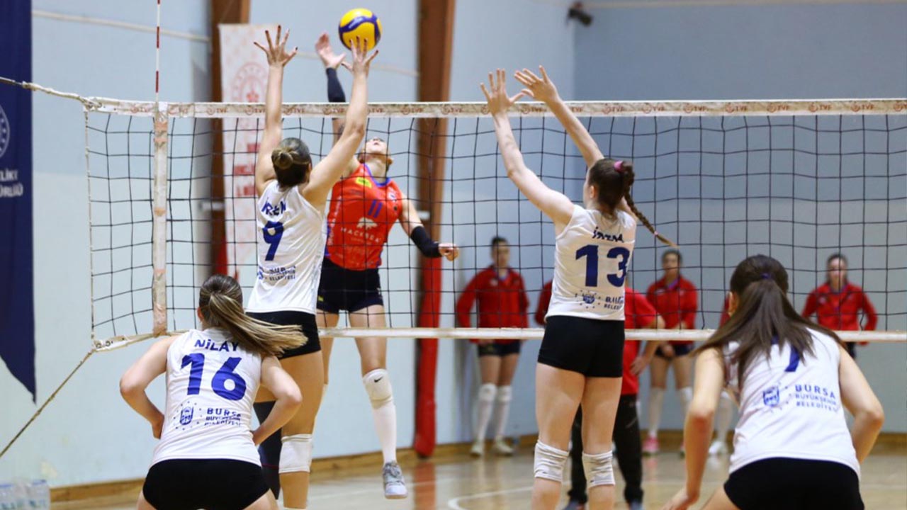 Yalova Voleybol Mucadele File Ciftlikkoy Belediyespor Kizlar (2)