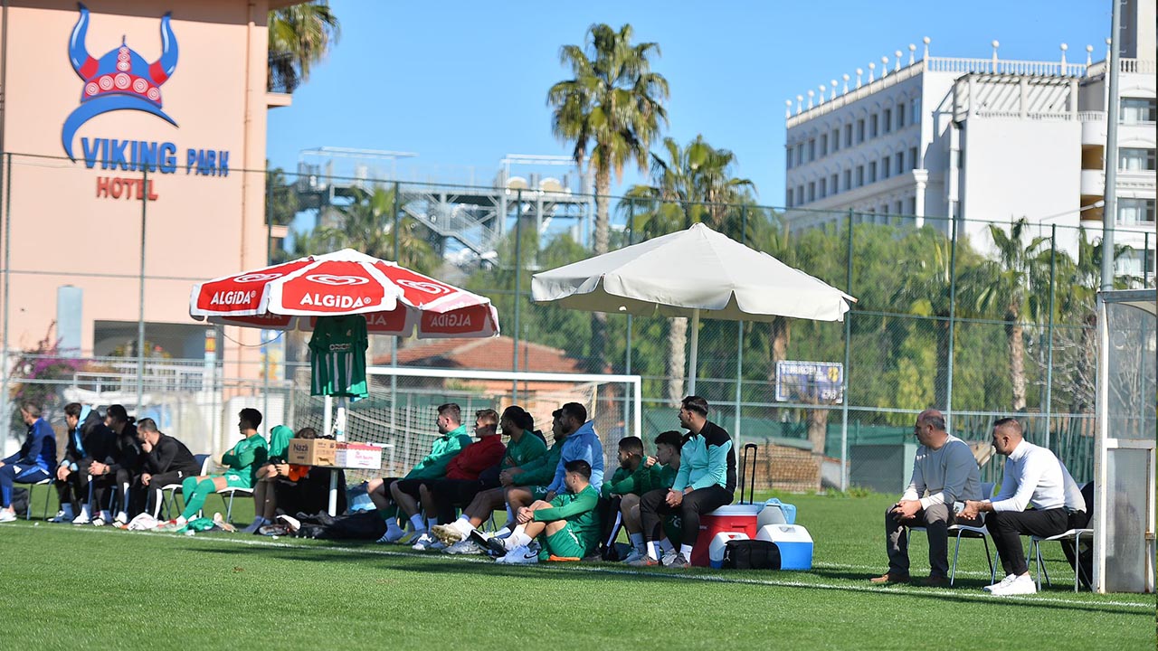 Yesil Yalova Antalya Kamp Futbol Spor (14)