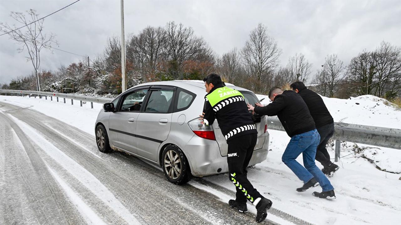 Yalova Belediye Kar Mucadele (4)