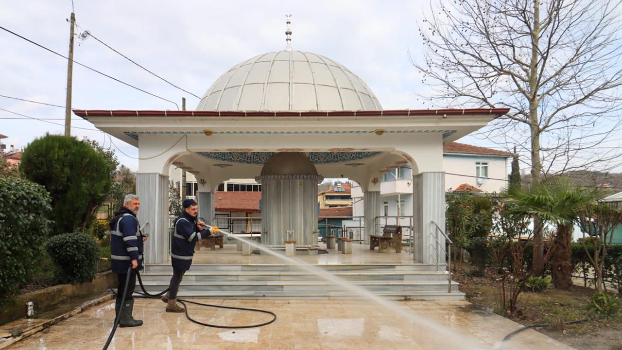 Yalova Belediyesi Temizlik Isleri Ekipler Ramazan Ayi Camiler (4)