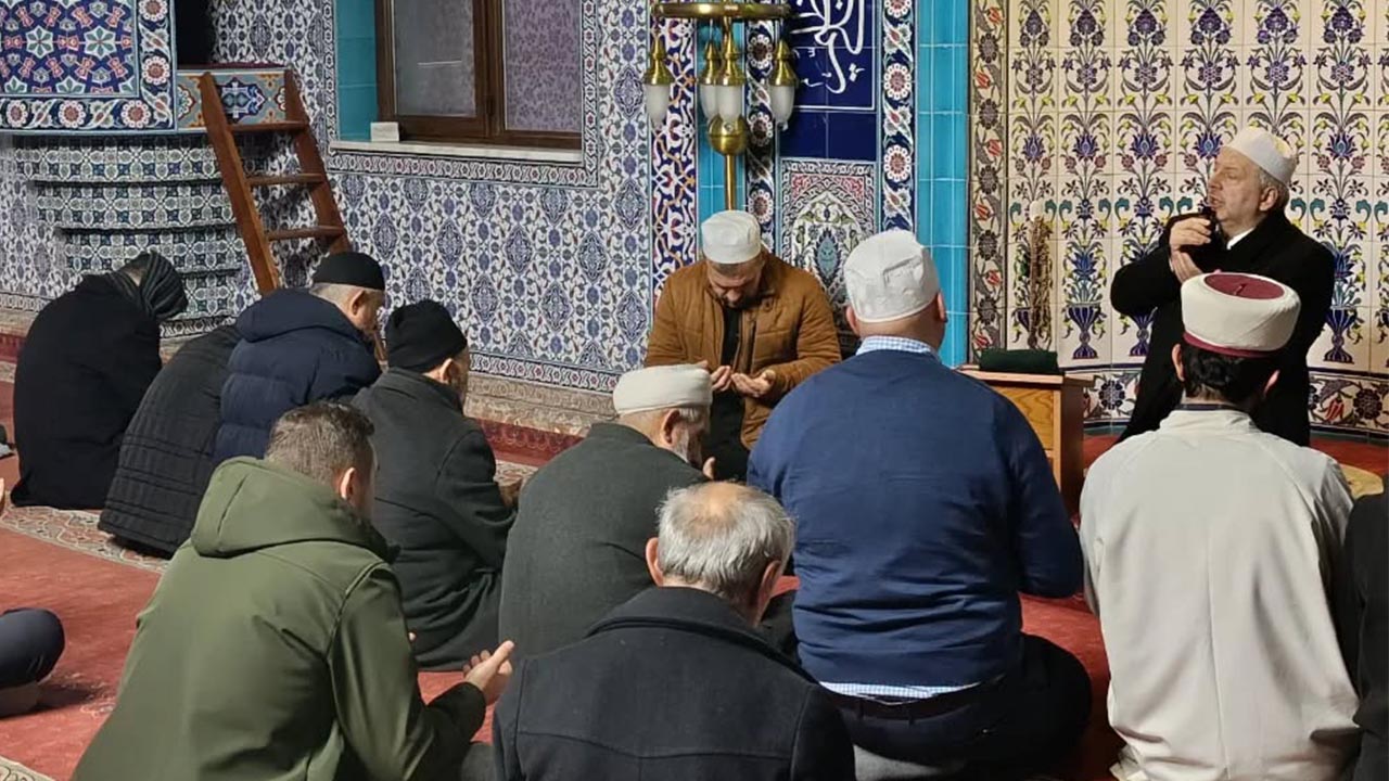 Yalova Cami Sabah Namaz Bulusma (1)