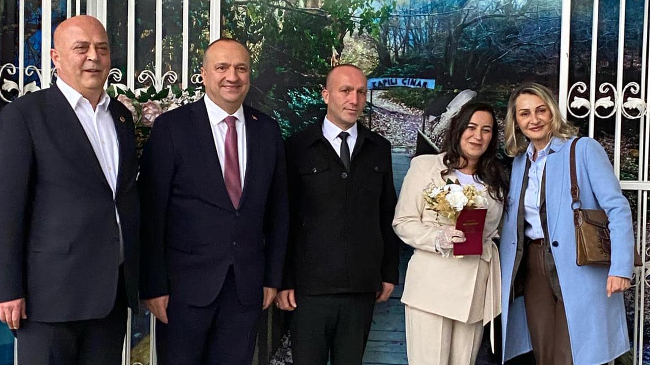 Yalova Cinarcik Belediye Baskan Personel Nikah Toren Sahitlik (2)