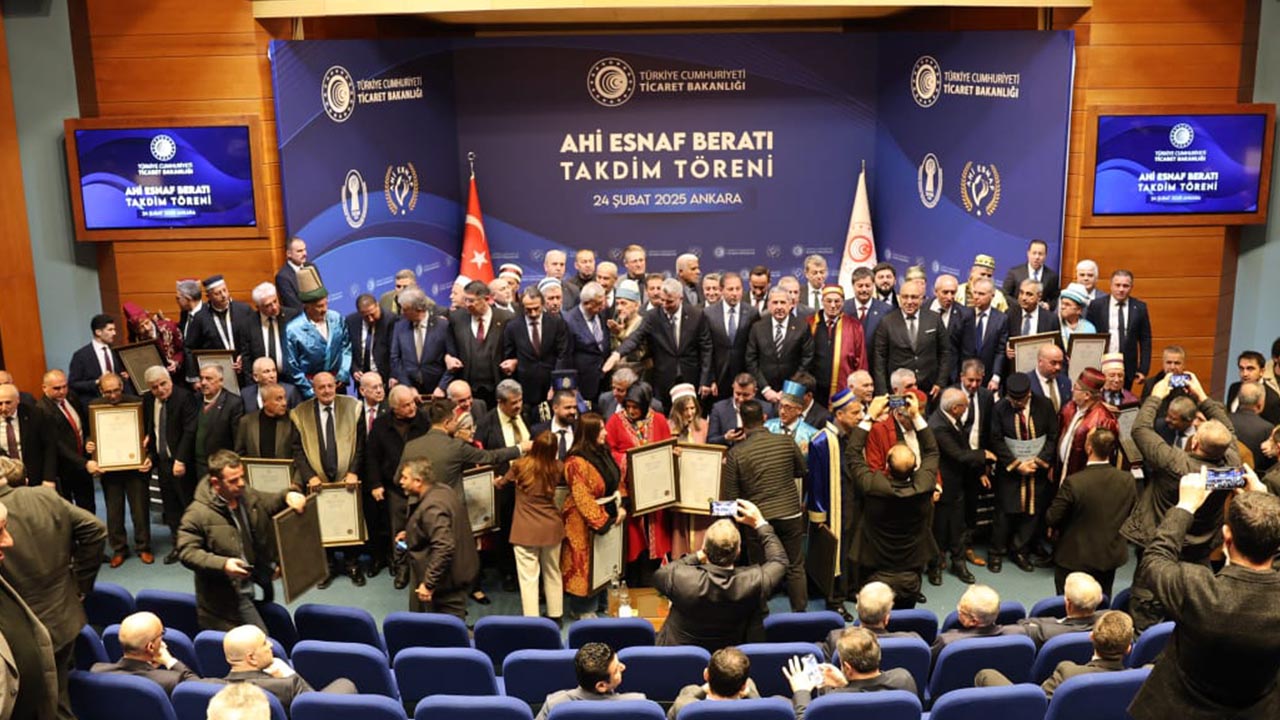 Yalova Esnaf Sanatkarlar Odalari Birlik 2024 Yilin Ahisi Ankara Berat Toren (2)