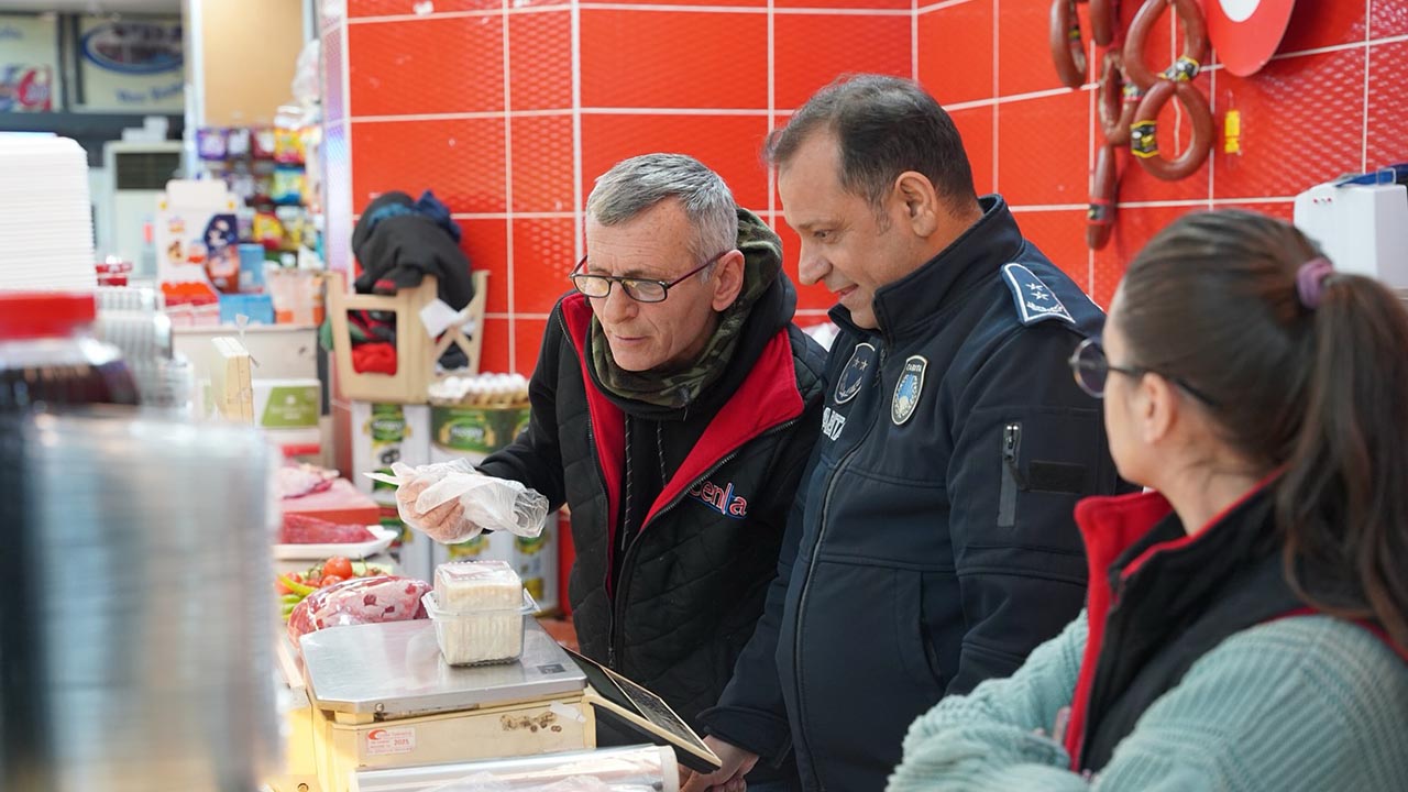 Yalova Kadikoy Belediye Zabita Ekipler Market Denetim (4)