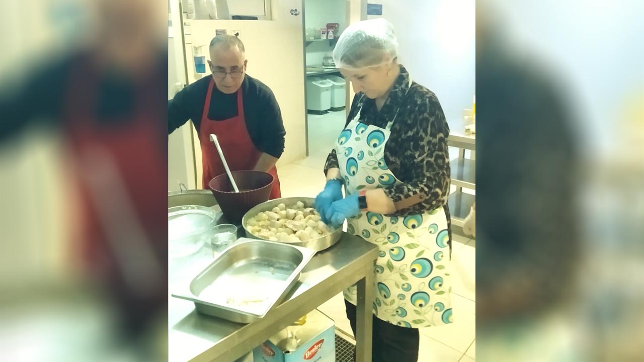 Yalova Subasi Sozlu Tarih Calisma Grubu Kurumlar Goc Yemek Tanitim (3)