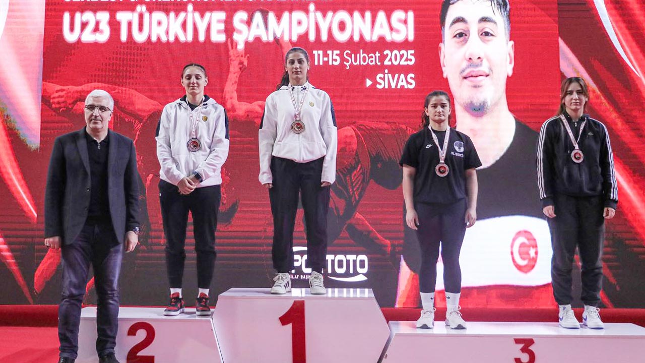 Yalova Termal Belediyespor U23 Kadin Gures Takim Sampiyon (7)