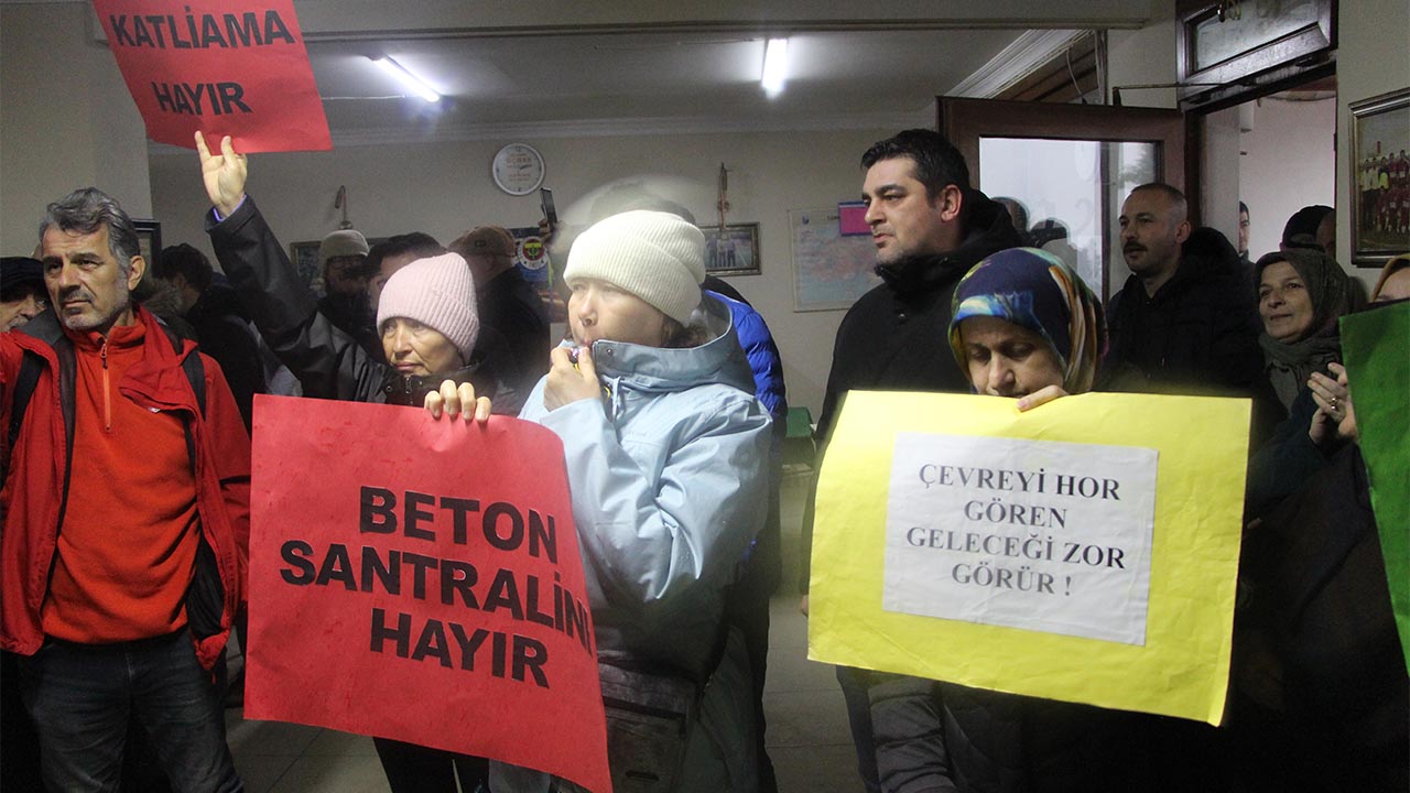 Yalova Termal Uvezpinar Caglayan Baraj Hes Ced Toplanti Vatandas Tepki Protesto (3)