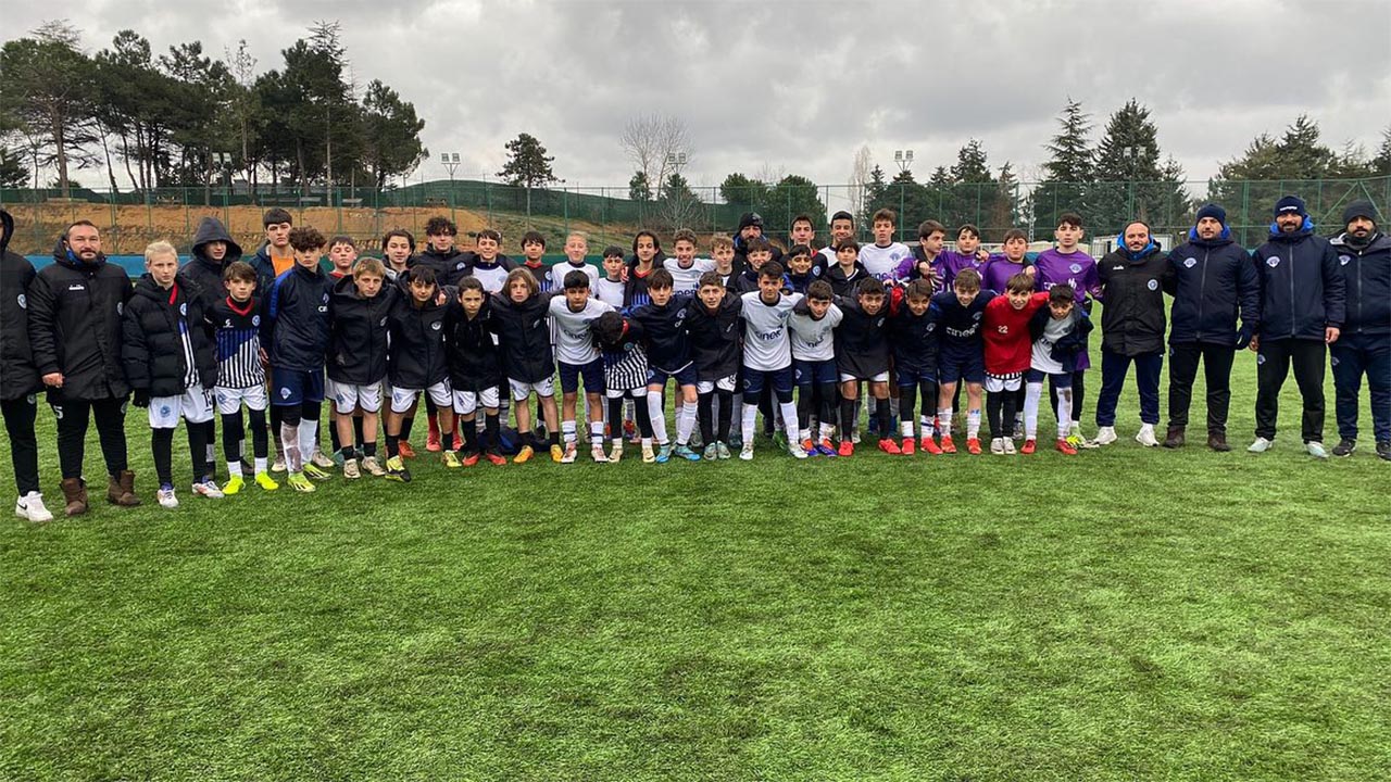 Yalova U21 13 Lig Ciftlikkoy Belediyespor Kasimpasa (2)