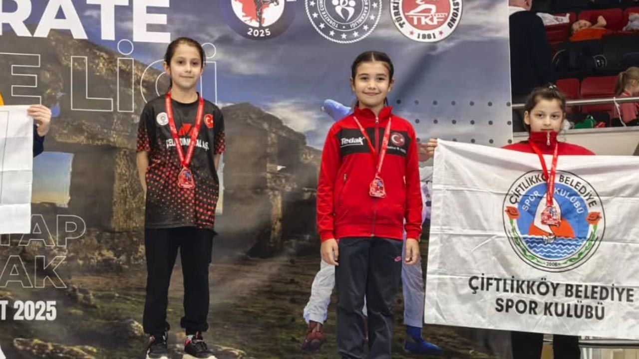 Yalova Usak Karate Sampiyona Ciftlikkoy Belediyespor (2)