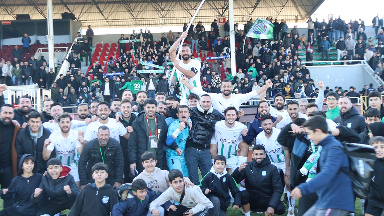 Yesil Yalova Karasupor Futbol Mac-1