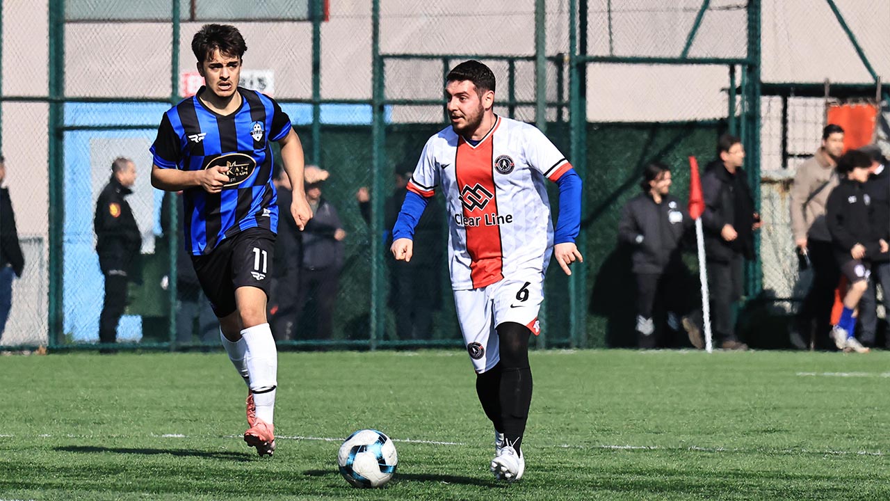 Yalova Caglarspor Ciftlikkoy Futbol Mac Spor Taskentspor (3)