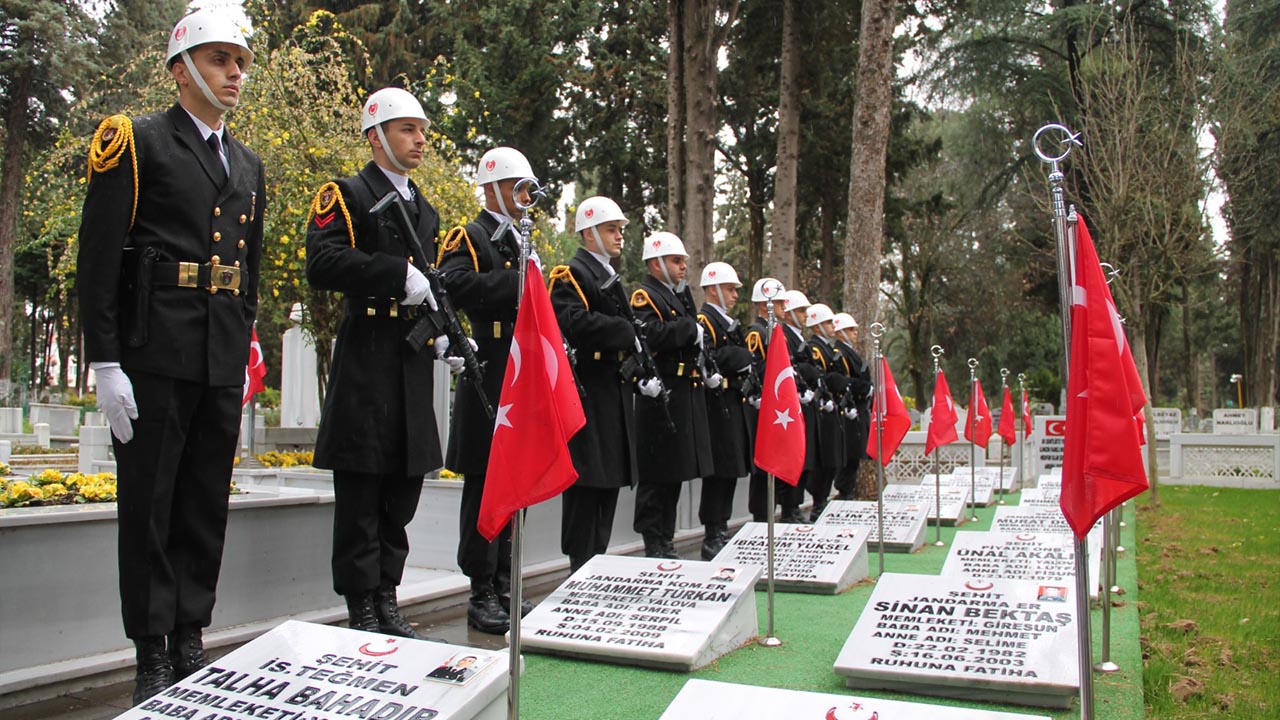 Yalova Canakkale Sehit Anma Toren Etkinlik 18 Mart 1915 (10)