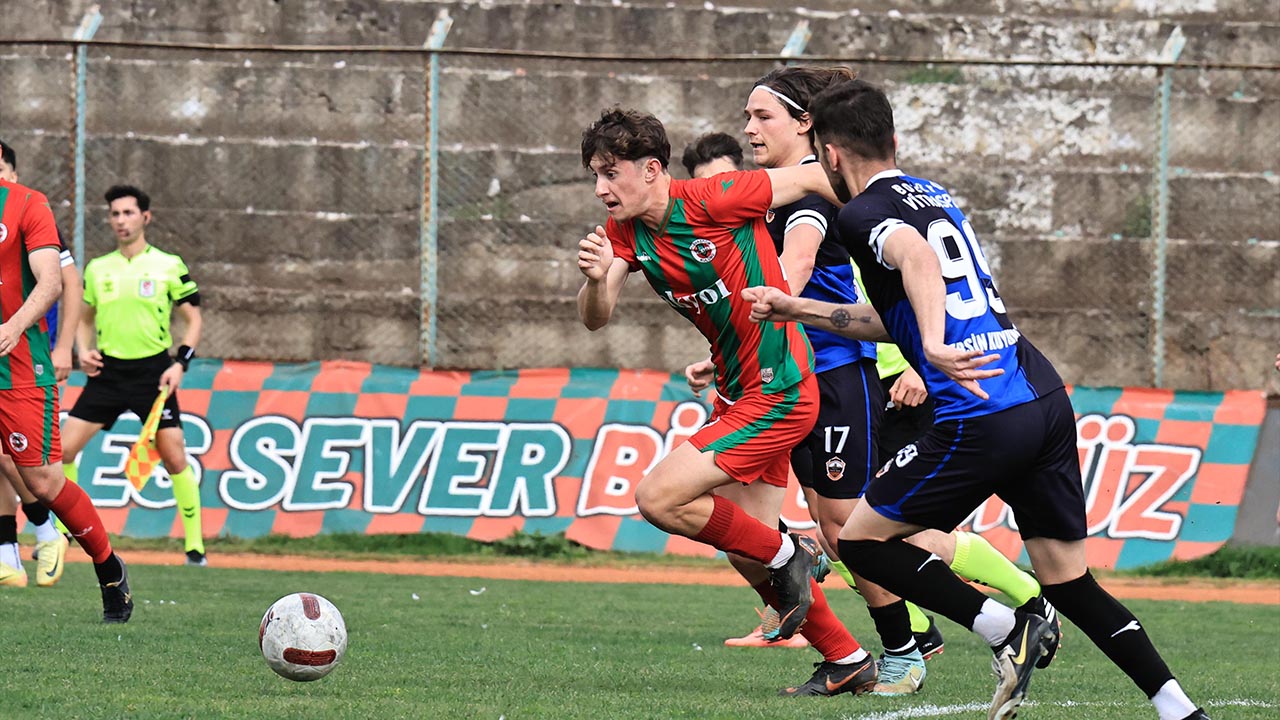 Yalova Bolgesel Amator Lig Bal Yalovaspor 3 Puan Futbol (1)