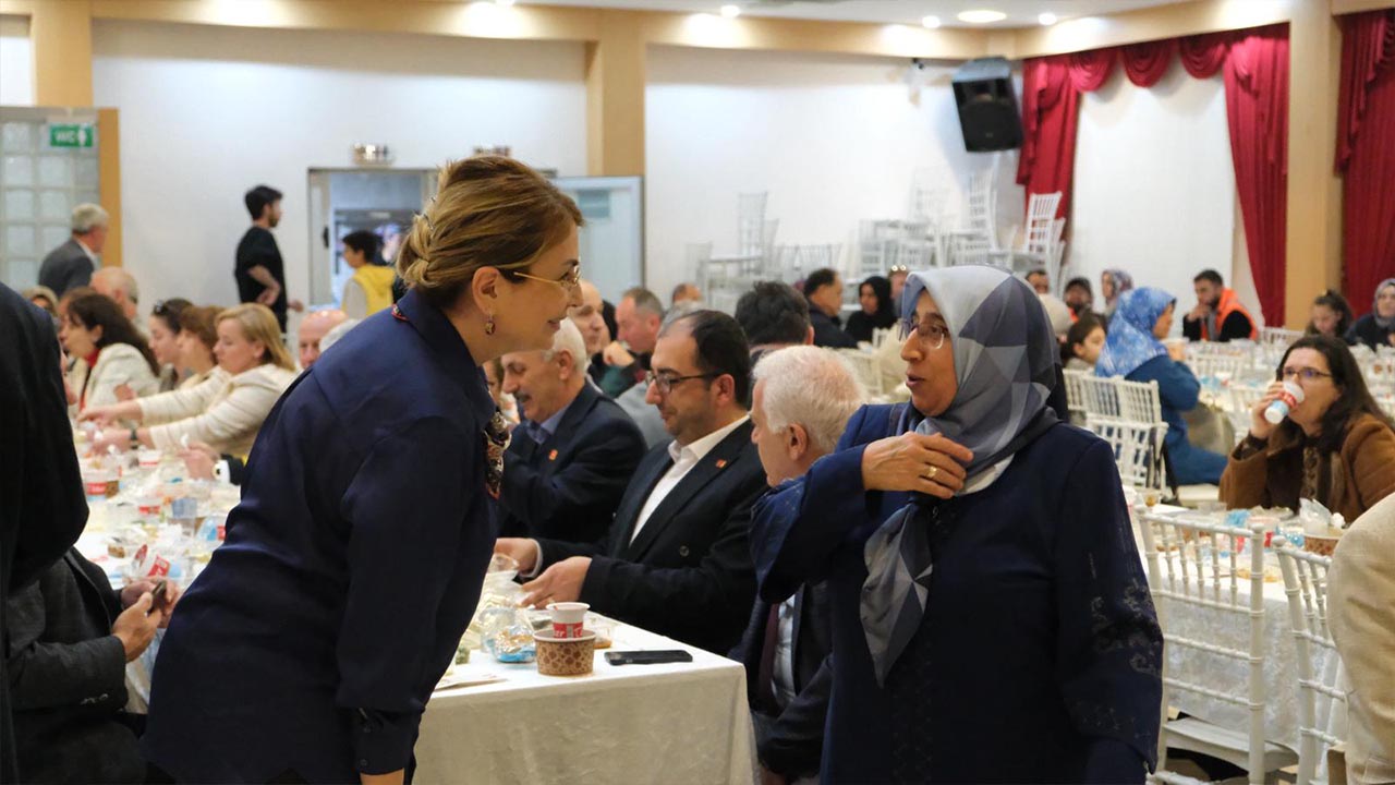 Yalova Altinova Belediye Gazilet Sehit Aileler Iftar Yemegi Organizasyon (3)