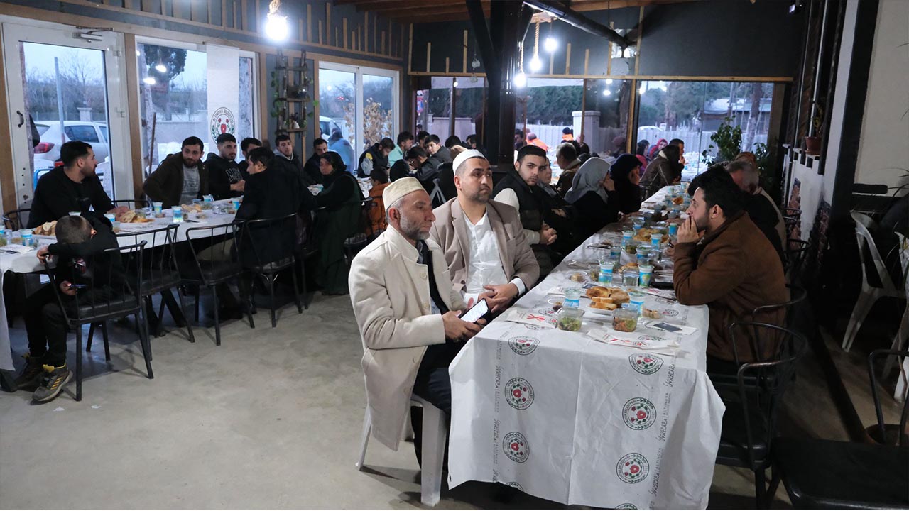 Yalova Altinova Belediye Iftar Hersek (2)