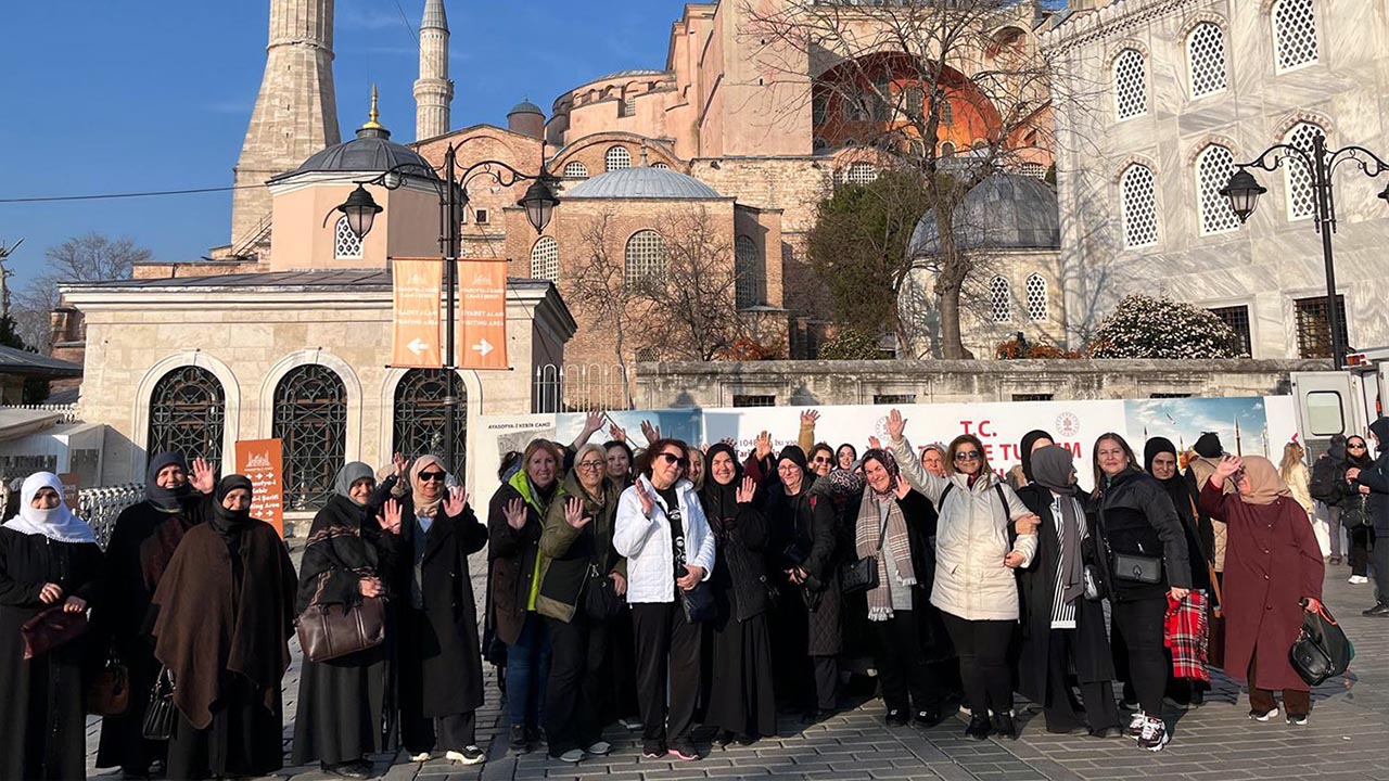 Yalova Belediye Cami Gezi Ramazan Istanbul (1)