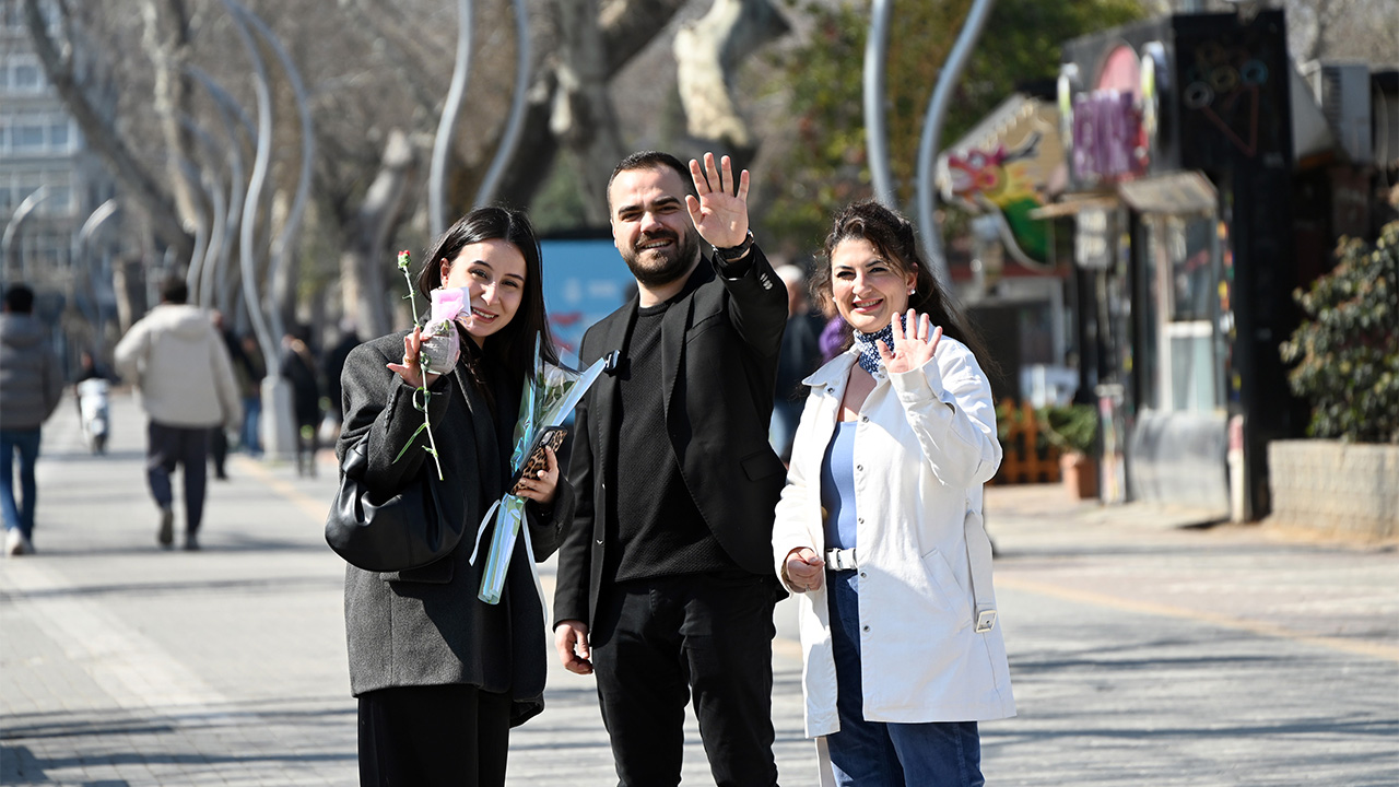 Yalova Belediye Kadin Aile Birim Gun Surpriz Hediye (1)