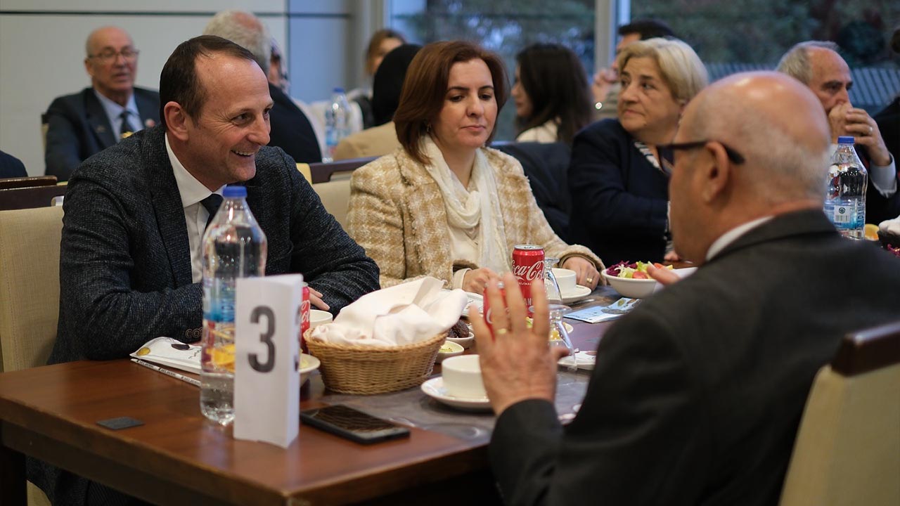 Yalova Ciftlikkoy 18 Mart Canakkale Zafer Sehitler Anma Gazi Kaymakam Belediye Baskan Protokol Iftar Organizasyon (4)