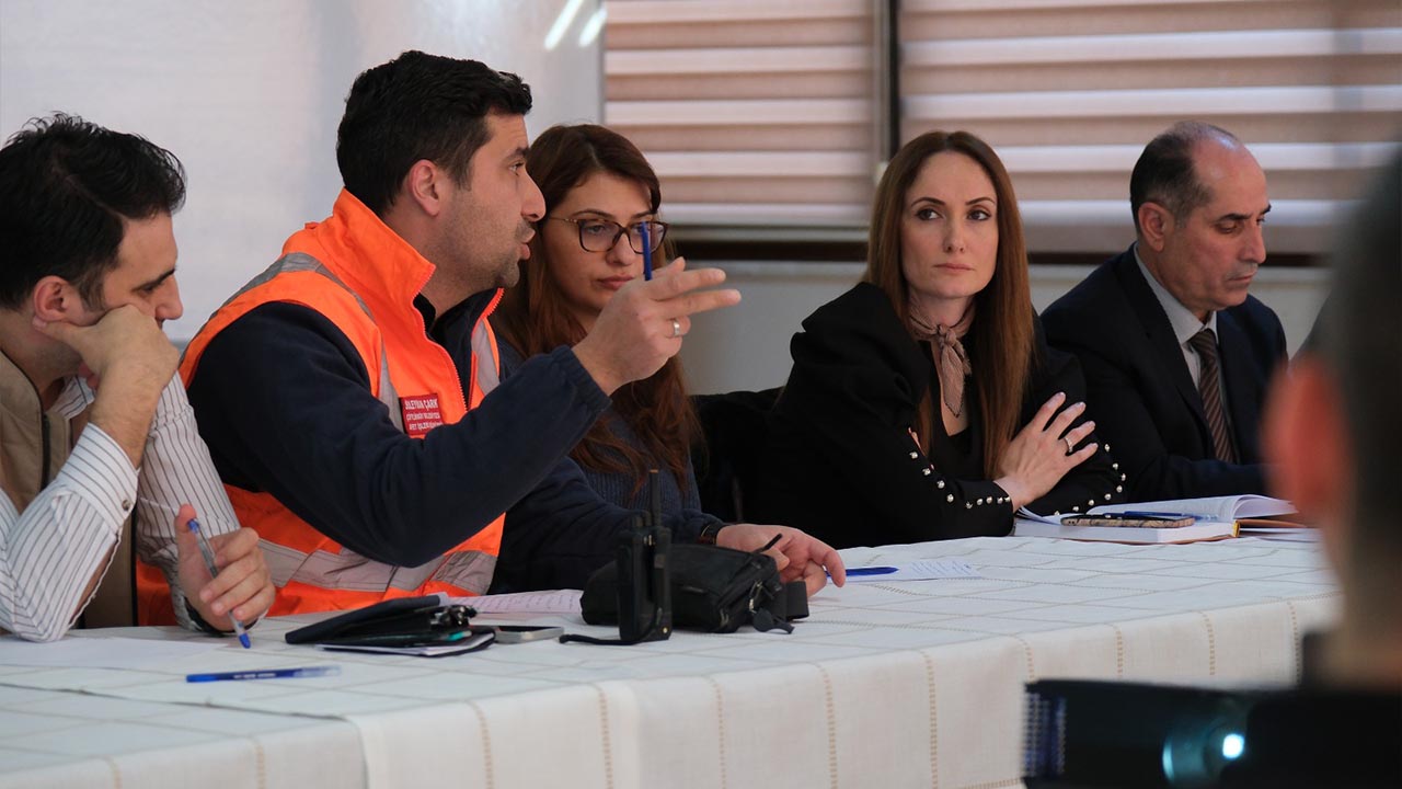 Yalova Ciftlikkoy Taskopru Belediye Baskan Kaymakam Kurum Mudur Afet Koordinasyon Toplanti (1)