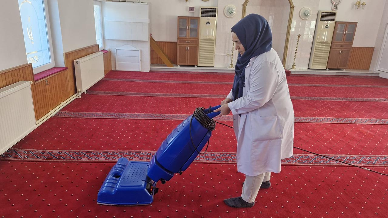 Yalova Cinarcik Belediye Cami Temizleme Ramazan (3)