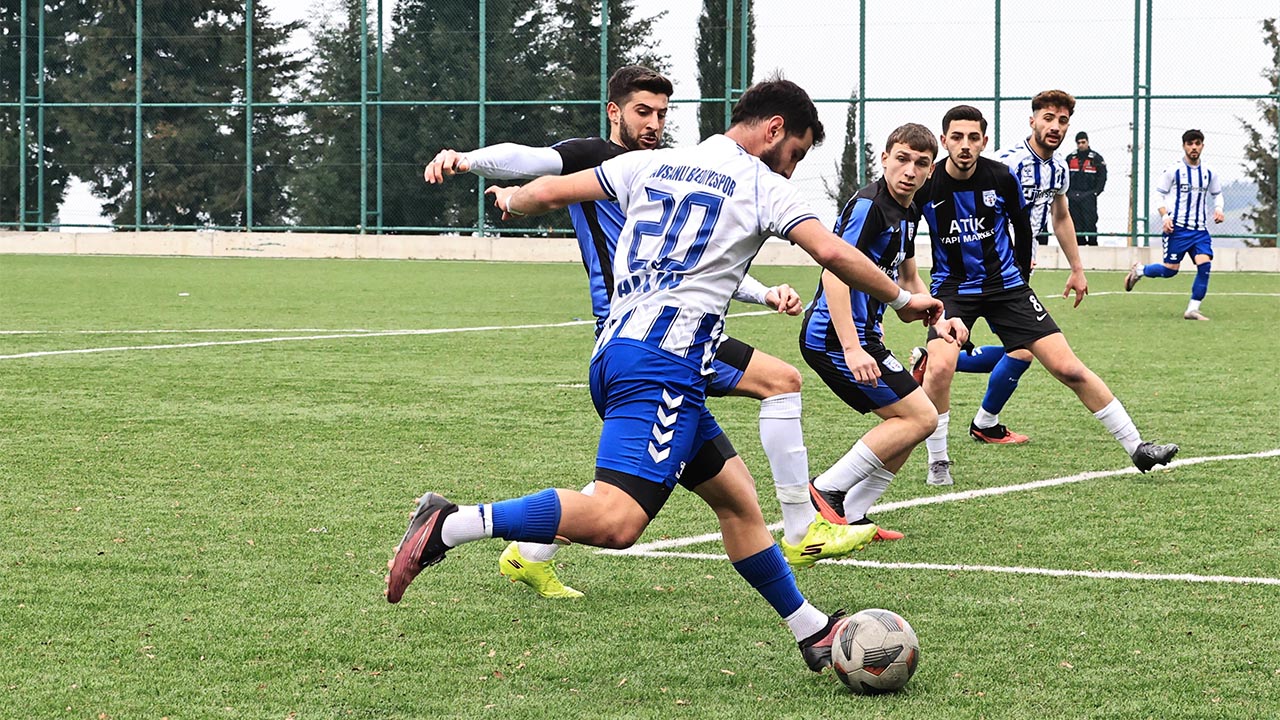 Yalova Super Amator Kume Negmar Tavsanli Belediyespor Akkoyspor (4)