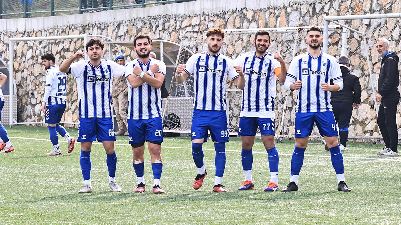 Yalova Super Amator Kume Negmar Tavsanli Belediyespor Akkoyspor (6)