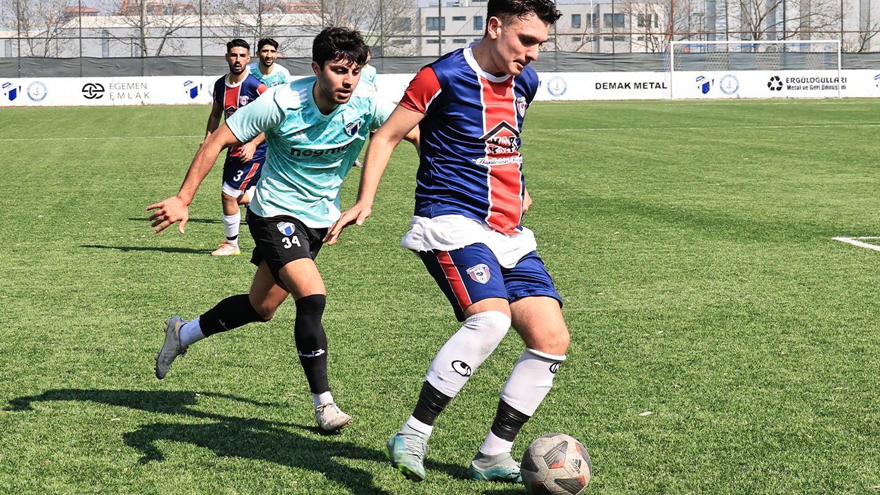 Yalova Super Amator Kume Negmar Tavsanli Sultaniyespor Super Amator Kume (1)