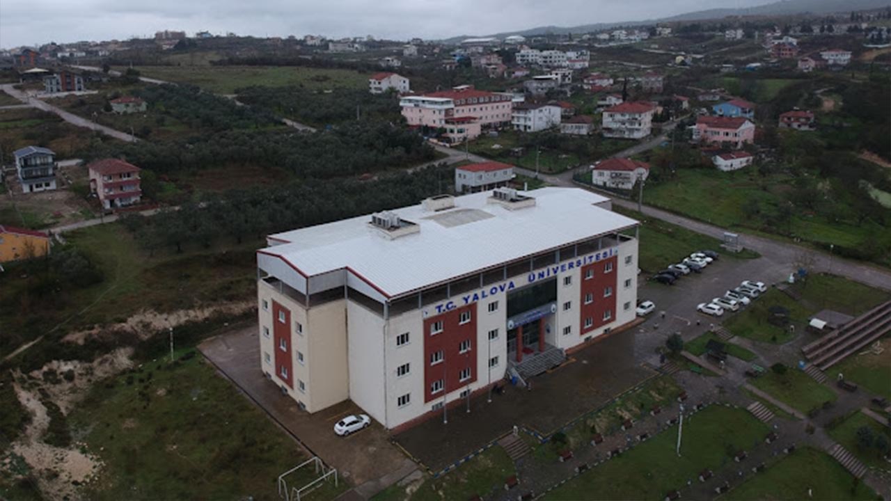 Yalova Universite Cinarcik Meslek Yuksekokul Ramazan Ay Ucretsiz Iftar Yemek (2)