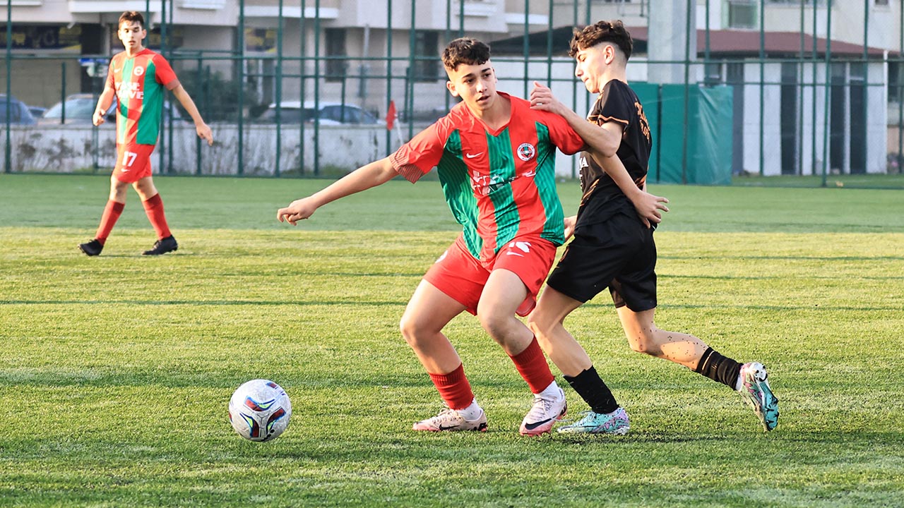 Yalova Yalovaspor Futbol Altyapi Takimlar U14 U16 U18 Sampiyon Basari (6)