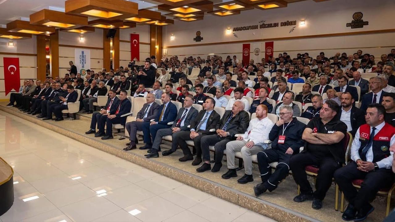 Yalova Ciftlikkoy Turkiye Itfayeciler Malatya Toplanti (2)