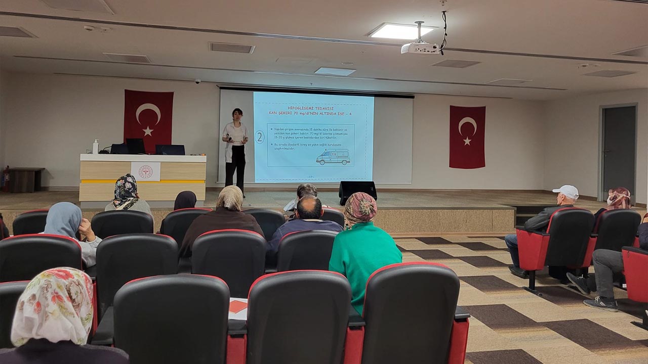 Yalova Egitim Arastirma Hastane Diyabet Okul Nisan Egitim (4)